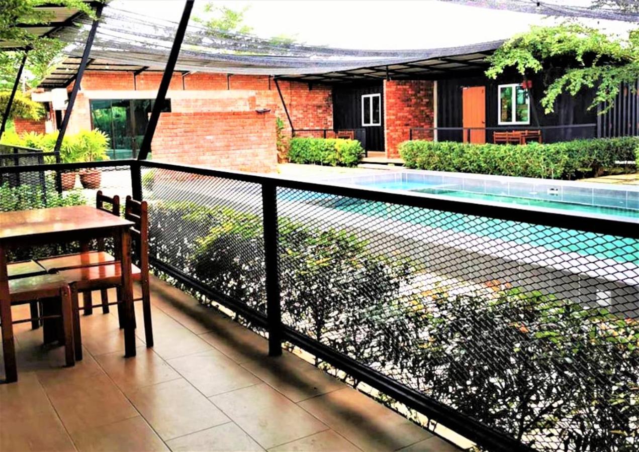 Petak Padin Cottage By The Pool, Kepala Batas Penang Kepala Batas (Penang) Exterior foto